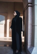 Mukhmal abaya 2 - Image 3